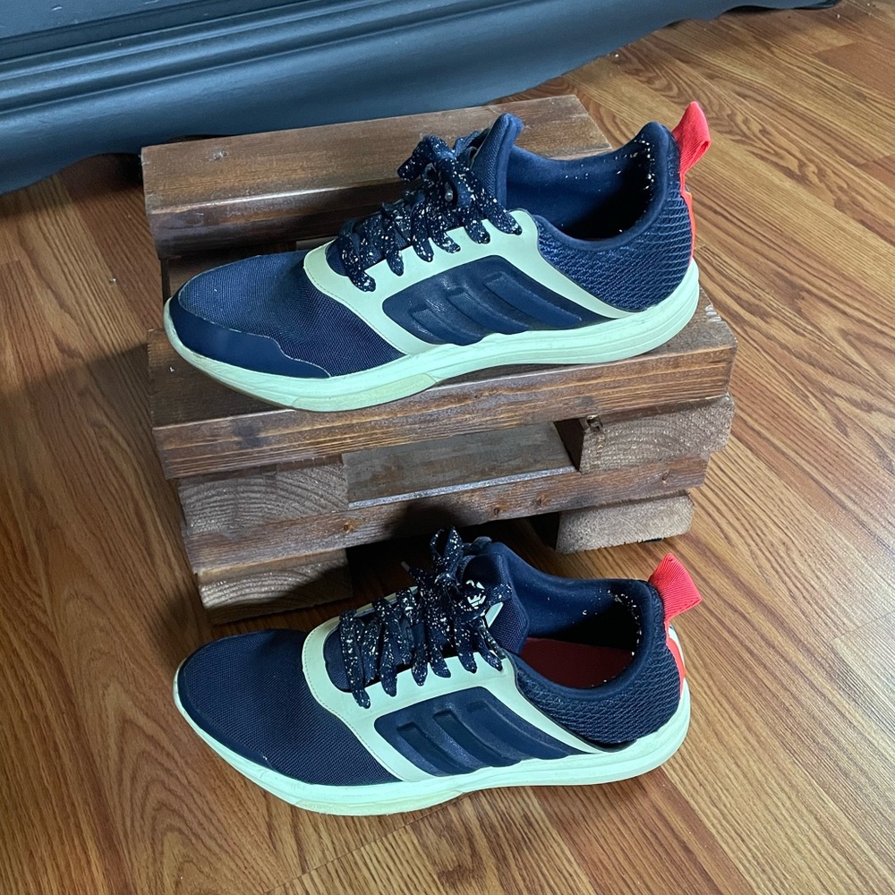 Women’s adidas shoe